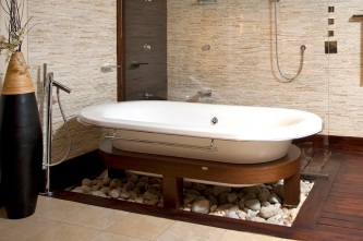 bathroom-uniquely-awesome-standing-on-wooden-cantilever-bathtub-design-for-nice-simple-yet-elegant-bathroom-remodeling-ideas-mega-gallery-of-amazingly-beautiful-relaxing-bathtubs